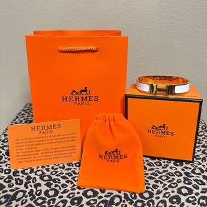 Hermes White and Gold Clic H Bracelet 🎀